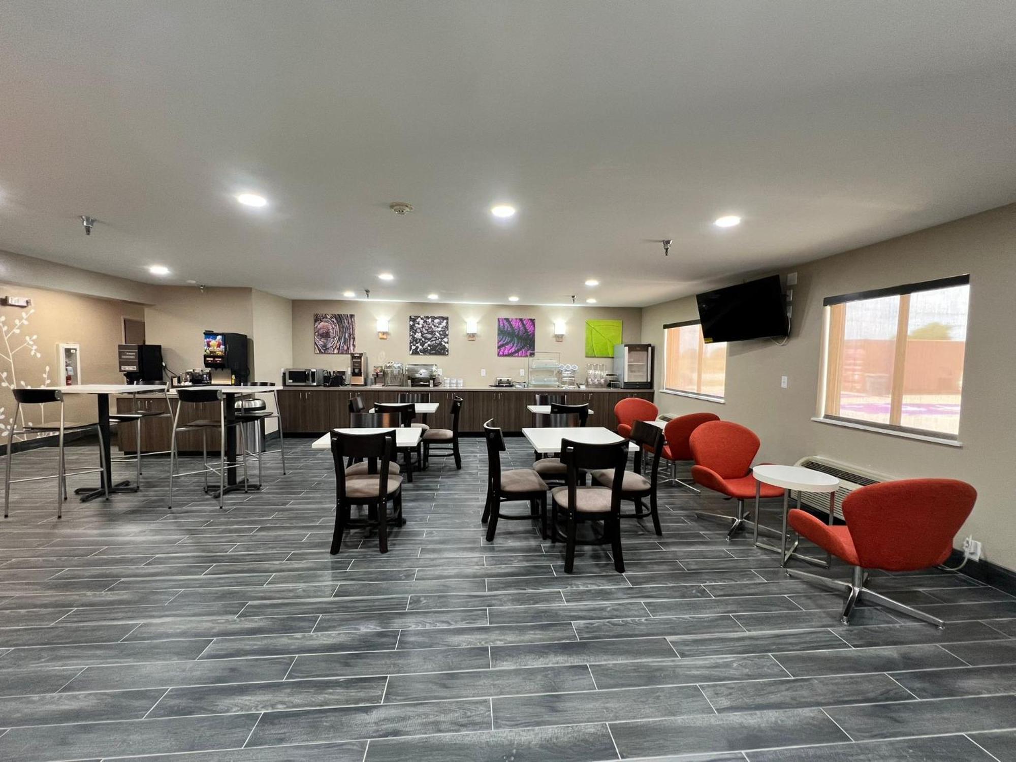 Sleep Inn & Suites Salina I-135 Eksteriør billede
