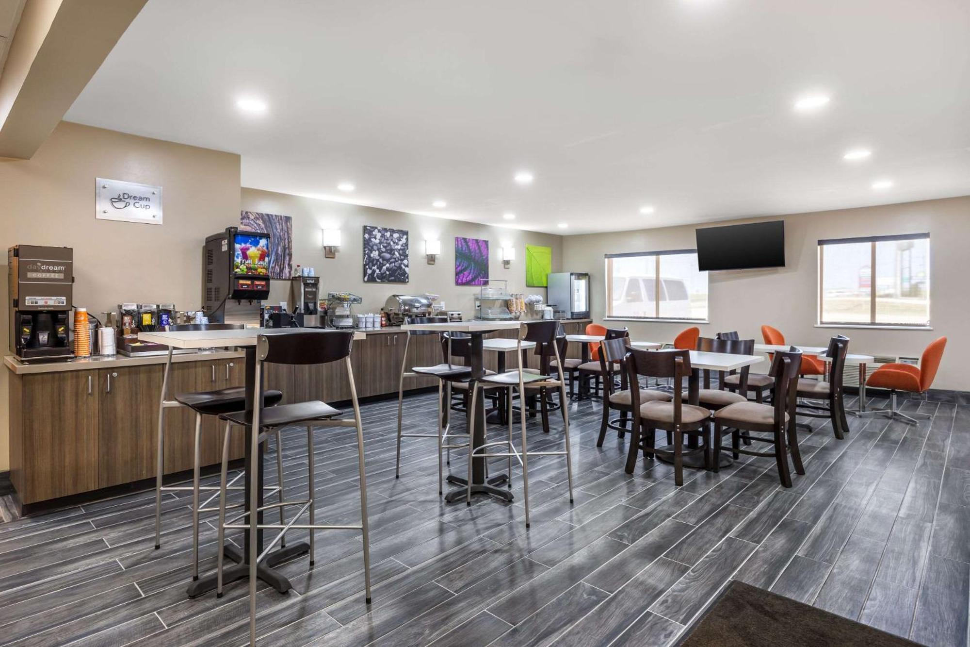 Sleep Inn & Suites Salina I-135 Eksteriør billede