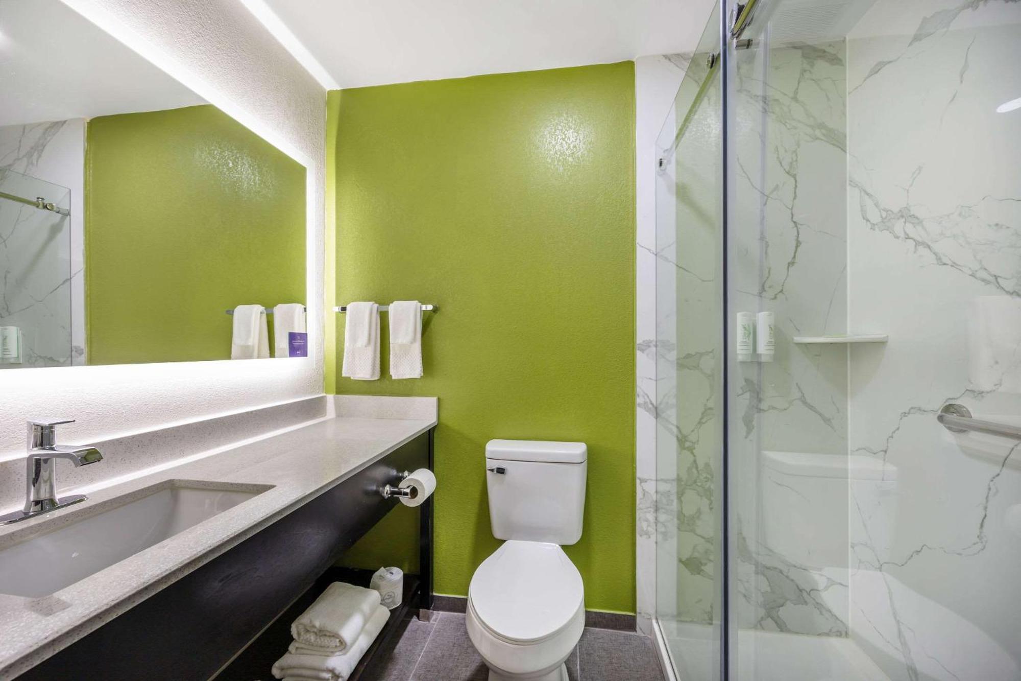 Sleep Inn & Suites Salina I-135 Eksteriør billede