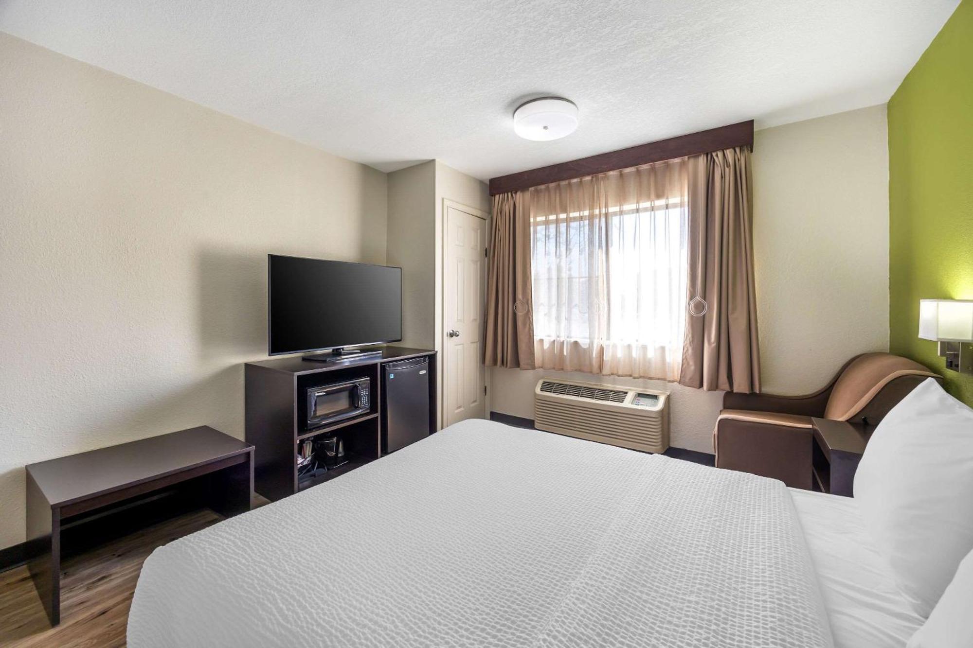 Sleep Inn & Suites Salina I-135 Eksteriør billede